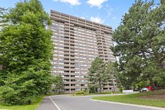 3360 Southgate Road 808, Hunt Club - South Keys and Area, ON K1V 9A6