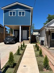 85 Albany Avenue, Hamilton, ON L8H 2H4