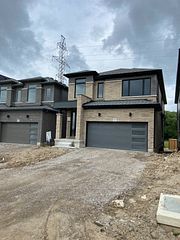 11 Poett Avenue, Stratford, ON N5A 0M2