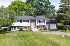 22 St Lawrence Court, Augusta, ON K0E 1T0