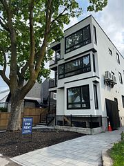 61 Pinehurst Avenue C, West Centre Town, ON K1Y 1K5