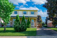 1007 ELGIN Street N, Cambridge, ON N1R 8J4