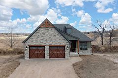 225 Harvest Lane, Thames Centre, ON N0L 1G2