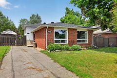 460 Pattie Drive, Carleton Place, ON K7C 2G3