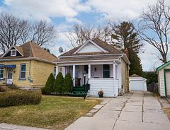 21 Oak Street, St. Thomas, ON N5R 1R5