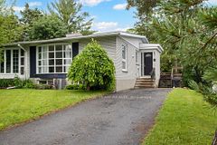 40 Woodmount Crescent, Cityview - Parkwoods Hills - Rideau Shore, ON K2E 5R1