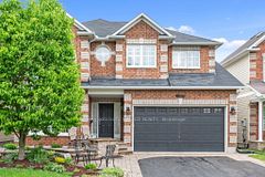 245 Lucinda Crescent, Orleans - Convent Glen and Area, ON K1W 0A1