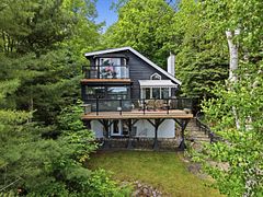 1760 Valley Road, Huntsville, ON P1H 1A8
