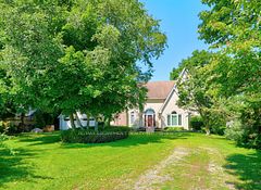 4956 Sann Road N, Lincoln, ON L3J 1J9