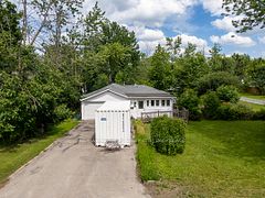 584 Lakeview Road, Fort Erie, ON L2A 4W7