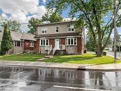 87 Fennell Avenue W, Hamilton, ON L9A 1R8