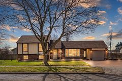153 The Greenway Way, Cambridge, ON N1R 6L6
