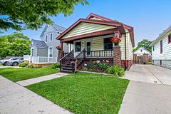 224 Harkness Street, Sarnia, ON N7T 3H4