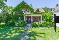 518 King Street, Port Colborne, ON L3K 4H6
