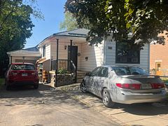378 Enfield Avenue, Vanier and Kingsview Park, ON K1L 7L3