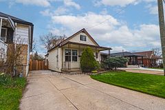 161 Ivon Avenue, Hamilton, ON L8H 5S7