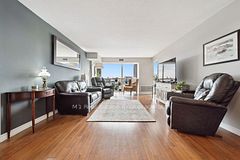 55 Blue Springs Drive PH2, Waterloo, ON N2J 4T3