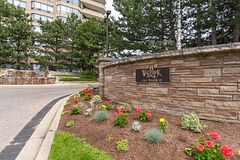 6 Willow Street 1603, Waterloo, ON N2J 4S3