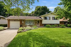 23 Kings Grant Road, St. Catharines, ON L2N 2S1