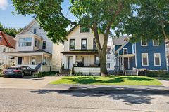 4454 Huron Street, Niagara Falls, ON L2E 2H2