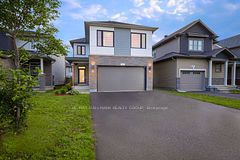 57 Zaatiik Grove, Blossom Park - Airport and Area, ON K1X 0E5