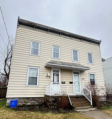 28 5th Street E, Cornwall, ON K6H 2L4