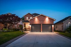 24 Watson Crescent, North Dumfries, ON N0B 1E0
