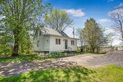 3515 Greenlane Road, East Hawkesbury, ON K6A 2R2
