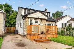 22 Edith Street, St. Catharines, ON L2S 2P7