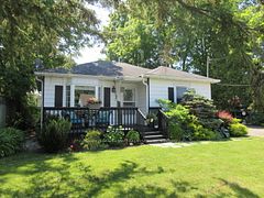 240 Thomas Street W, Greater Napanee, ON K7R 2H9