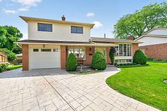 7 Elizabeth Court, Hamilton, ON L8S 2P5