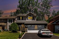 52 Fair Oaks Crescent, South of Baseline to Knoxdale, ON K2G 4W5