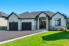 270 Charles Street, Norfolk, ON N0E 1Y0