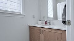 535 Honeylocust Avenue, Kanata, ON K2V 0L8