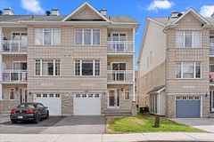369 Citiplace Drive, Cityview - Parkwoods Hills - Rideau Shore, ON K2E 0A7