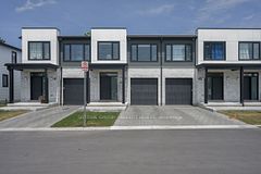 101 Swales Avenue 43, Strathroy-Caradoc, ON N7G 0C1