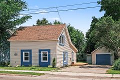 11 Abbott Street S, Smiths Falls, ON K7A 4S1