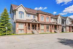 555 REARDON Private, Hunt Club - South Keys and Area, ON K1V 2L1
