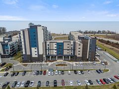16 Concord Place 410, Grimsby, ON L3M 4E8