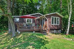 101 Chain of Lakes Road, Seguin, ON P2A 2W9
