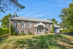 123 Ch Du Domaine Road, Alfred and Plantagenet, ON K0B 1J0