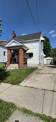 125 Broadway Avenue, Hamilton, ON L8S 2W2