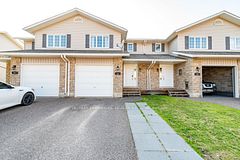 30 Winston Avenue, Petawawa, ON K8H 0C1