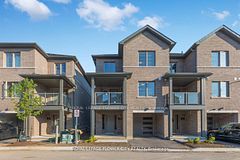 205 West Oak Trail 16, Kitchener, ON N2R 0R9