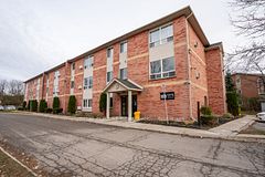 1275 Bentley Drive 310, London East, ON N5V 4M4