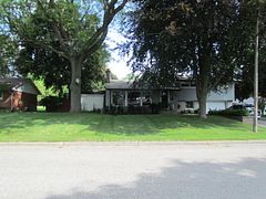 30 Fairfield Crescent, Tillsonburg, ON N4G 2B4