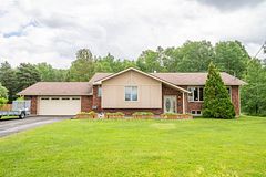 246 Yonge Street, Bonfield, ON P0H 1E0