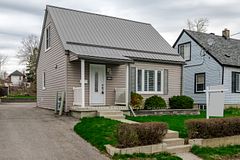 584 Paterson Street, Peterborough, ON K9J 4R2