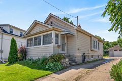 208 Carlton Street, St. Catharines, ON L2R 1S6