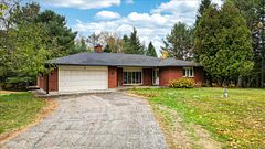4 Maxwell Settlement Road, Bancroft, ON K0L 1C0